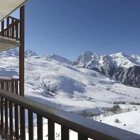 Apartahotel Résidence Néméa Royal Peyragudes 2*